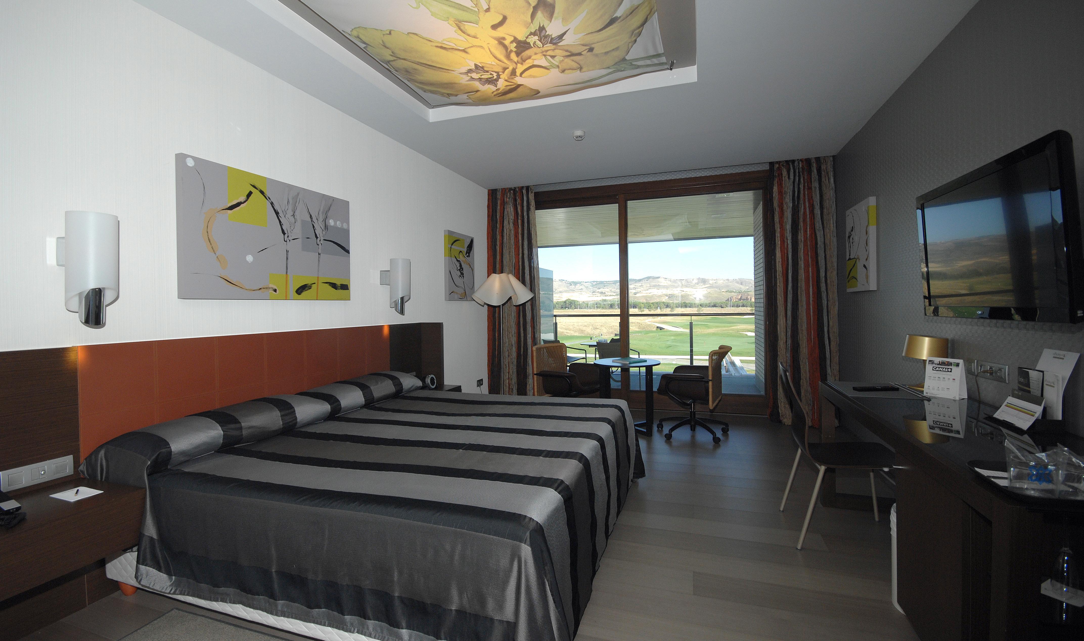 Sercotel El Encin Golf Алькала-де-Энарес Экстерьер фото