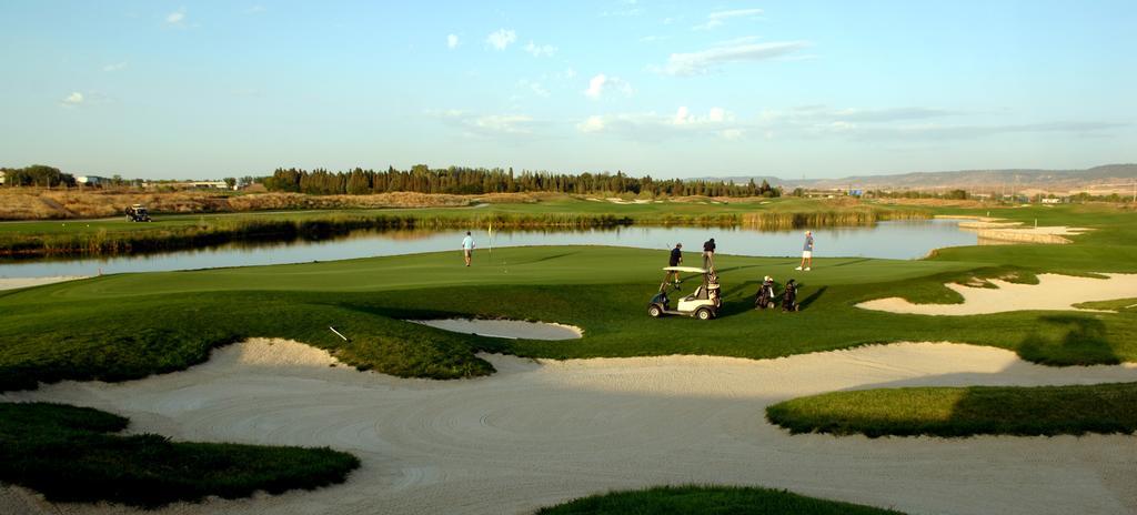 Sercotel El Encin Golf Алькала-де-Энарес Экстерьер фото